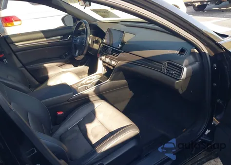 2019 Honda Accord Sport 2.0T from USA, damaged, VIN 1HGCV2F38KA008549